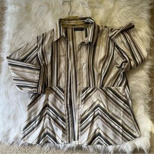 Women’s Multi Color Stripped Shirt Size L